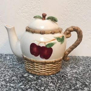 Vintage Apple Tea Pot